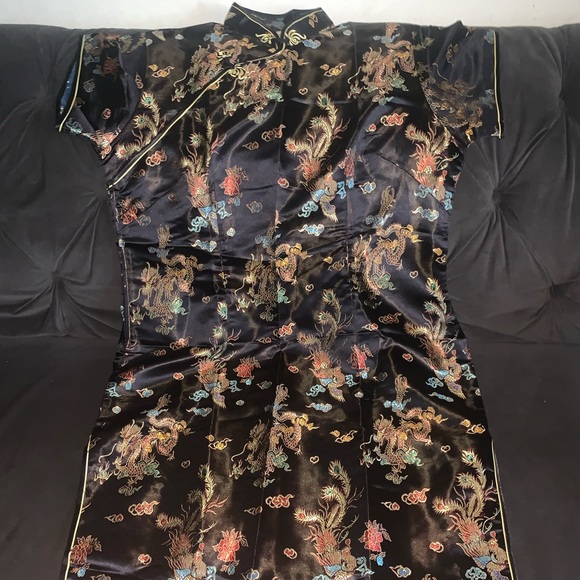 Chinese Prom Dress - Picture 2 of 3